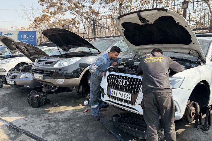 تعمیرگاه هیوندای در غرب تهران